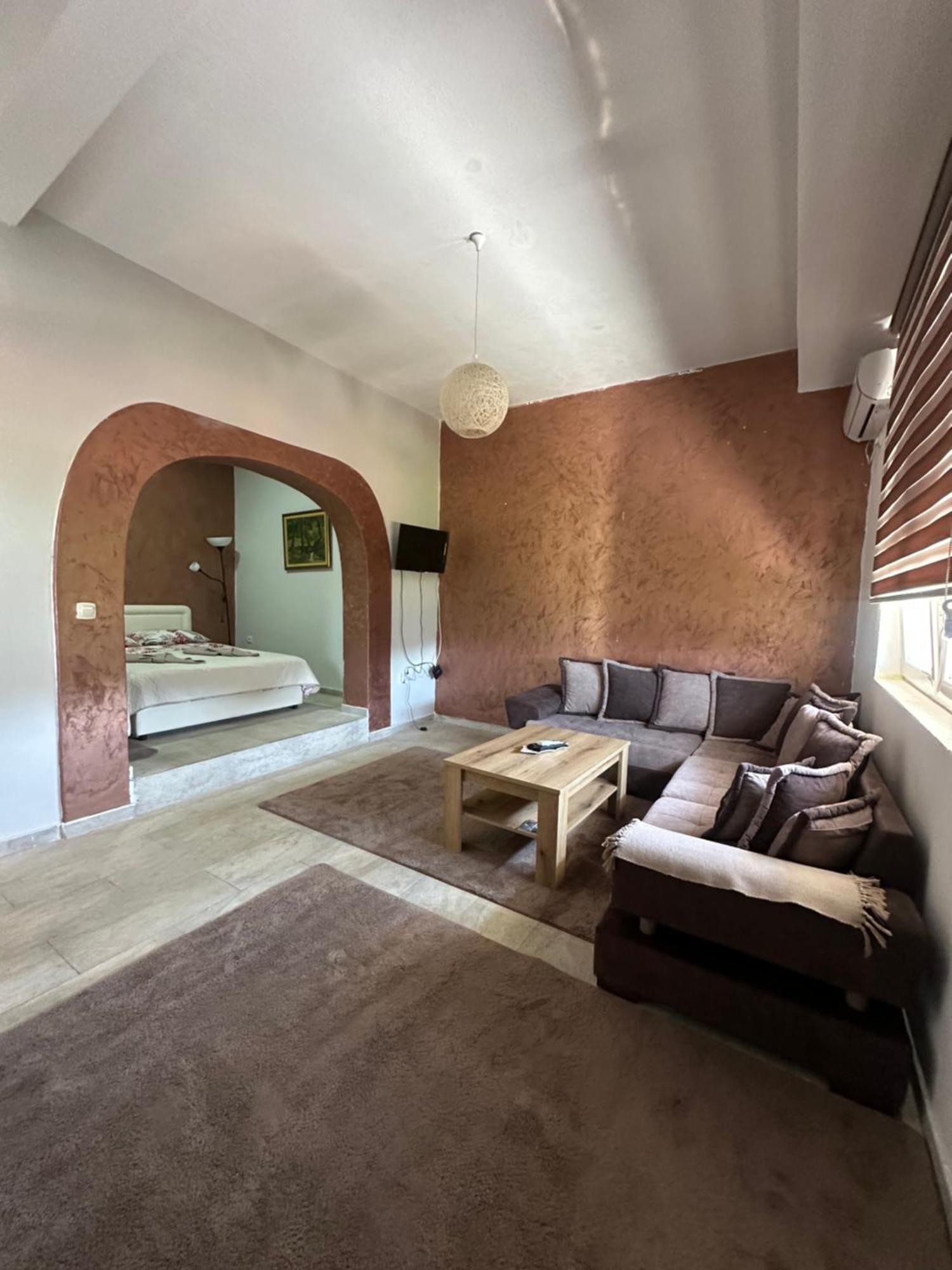 Brioni Apartment Virpazar Bagian luar foto