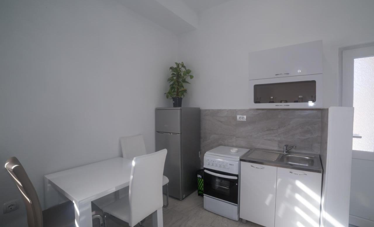 Brioni Apartment Virpazar Bagian luar foto